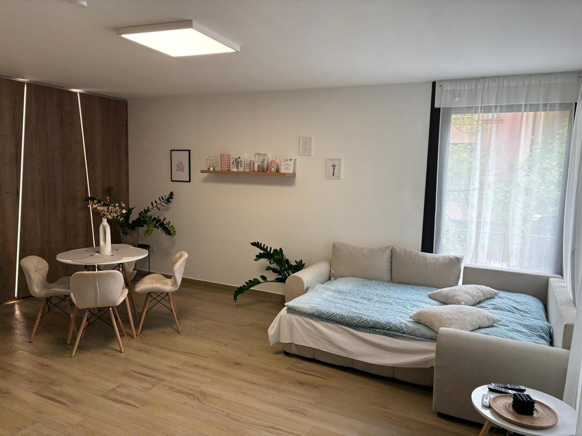 Modern Lux Home Szeged Ngoại thất bức ảnh